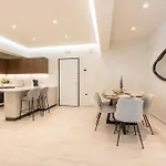 Апартаменты D&r Boutique *